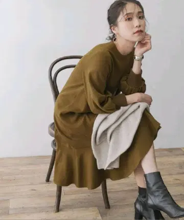 어반리서치 로쏘 원피스