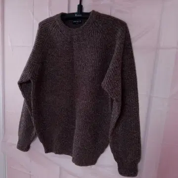 UNIQLO 브라운 니트 스웨터 크루넥