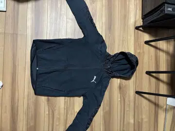 Puma 블랙 후드 부착 셋업