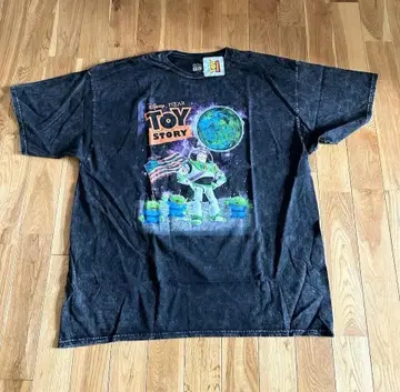 DISNEY Toy Story T셔츠 토이스토리 일본 미입고 BUZZ