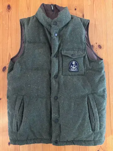 FIDELITY 피델리티 컬러 네프 리버서블 다운 베스트 레어 컬러