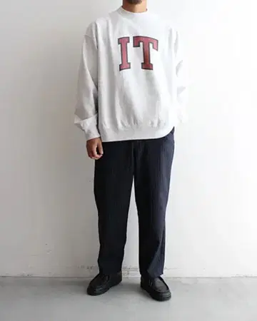 blurhms ROOTSTOCK 블럼스 맨투맨 MIT 사이즈 3