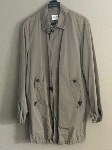 아르마니 콜레치오니 나일론 코트 50