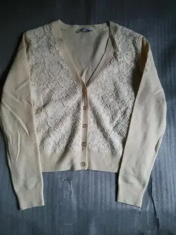 DF STUDIO 울 블렌드 니트 레이스 레이어드 가디건