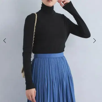 그린 라벨 릴랙싱 슬라브 울 터틀넥 티셔츠