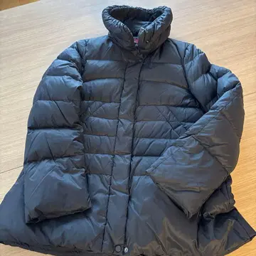 AMACA 블랙 다운 자켓