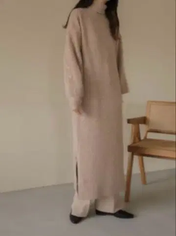 eaphi 스위칭 슬리브 니트 원피스 beige M