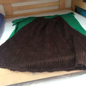 핑크하우스. 크로쉐 니트 플레어 스커트