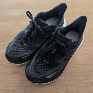 HOKA 호카오네오네 Clifton9 클리프톤9 블랙 여성용