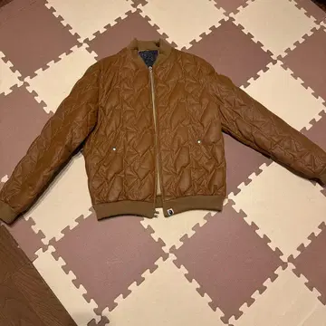 브라운 퀼팅 다운 자켓 L 사이즈