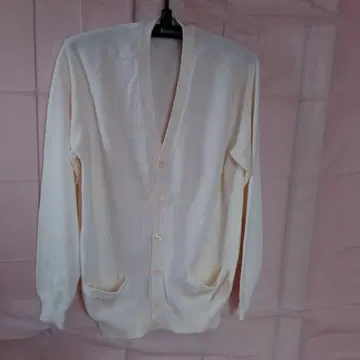 아이보리 버튼 가디건