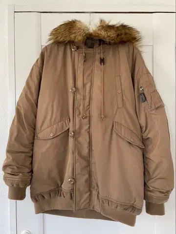 퍼 달린 후드 MA-1 자켓 베이지