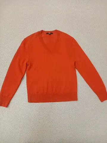 유니클로 캐시미어 100% 오렌지 스웨터 니트 XS