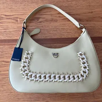 PINKO 클래식 하프 문 위브 체인