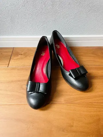 [ 미사용 새상품 ] KiBERA 키비라 펌프스