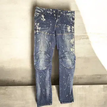 RAW 페인트 스플래터 데님 팬츠
