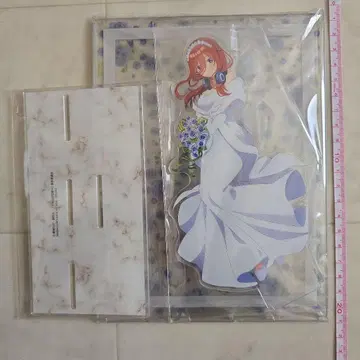 5등분의 신부 나카노 미쿠 아크릴 디오라마