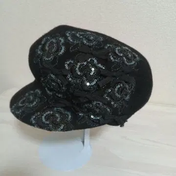 블랙 꽃 자수 헌팅 캡