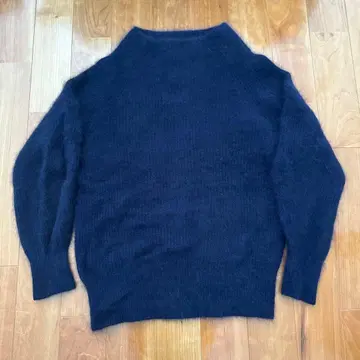 스픽 앤 스팬 네이비 스웨터