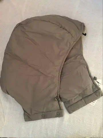 유니클로C 나일론 후디드 넥워머