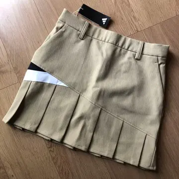 아디다스 새상품 플리츠 스커트 베이지 사이즈 L 정가의 반값 IM7204