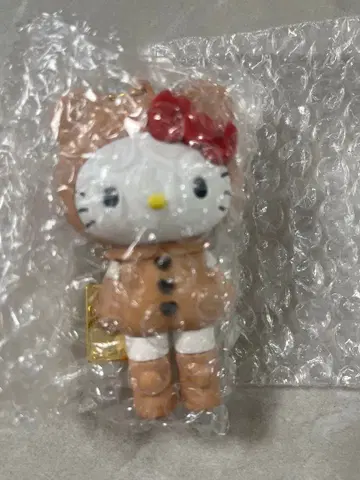 헬로키티전 교세라 미술관 시크릿 마스코트 참 곰 수트