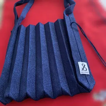 JOSEPH AND STACEY 플리츠 토트백