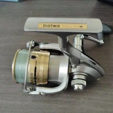 다이와 스피닝 릴 R2500