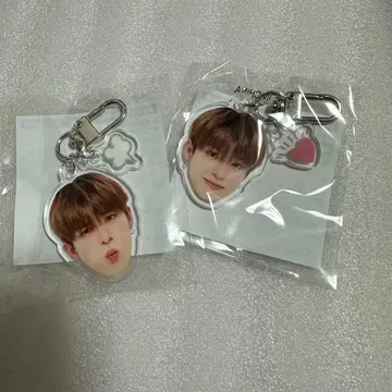 TREASURE 아사히 얼굴 아크릴 키링