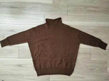 ICB 브라운 터틀넥 스웨터 S