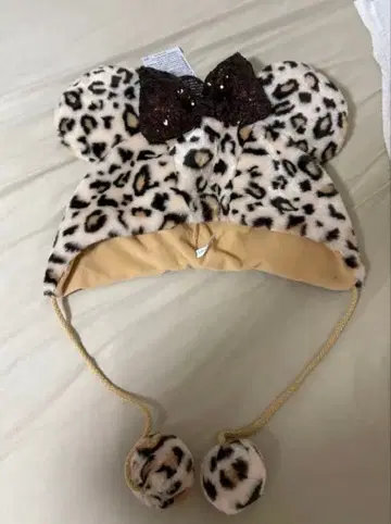 [미사용 새상품] 디즈니 레오파드 무늬 팬캡