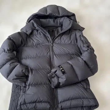 타트라스 블랙 다운 자켓