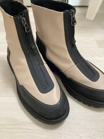 H&M 프론트 지퍼 레인부츠 38 사이즈