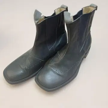 아바하우스 가죽 사이드 고어 부츠 사이즈 42 중고