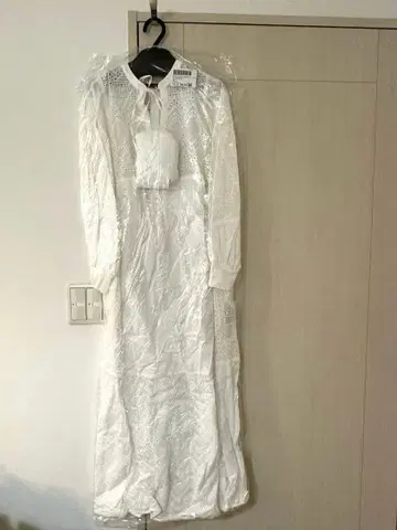 Doudou 자수 화이트 롱 원피스