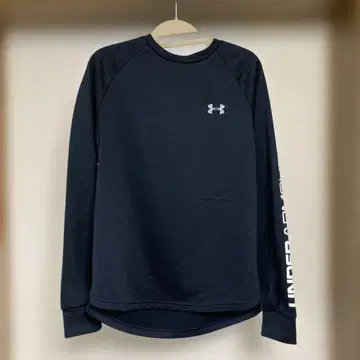 언더아머 SM 블랙 속기모 트레이닝복 맨투맨 새상품급 트레이닝