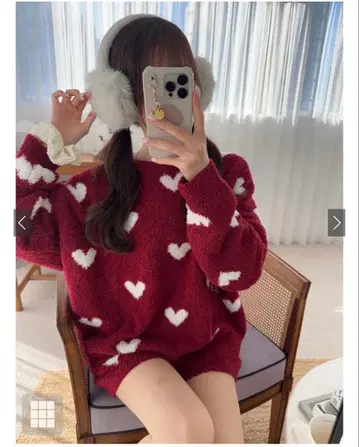 GRL dr748 (하트 무늬 상의 x 숏팬츠 니트 셋업)