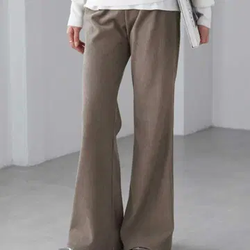 새상품 RANAN 따뜻한 속기모 니트 콜 플레어 팬츠 그레이쉬 베이스