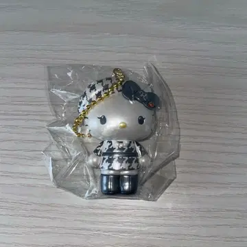 헬로키티 시크릿 마스코트 참 하운드투스 체크 패턴 모자 키티