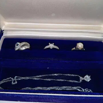 정리품 SILVER 포함 반지 3개와 목걸이 세트