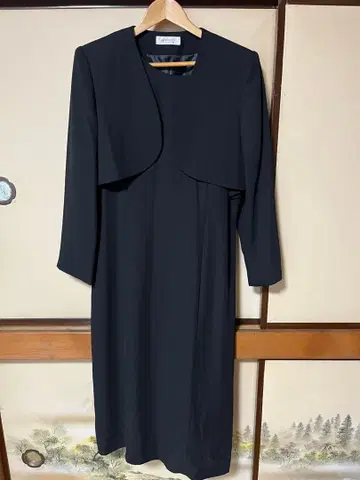 블랙 자켓 포함 원피스