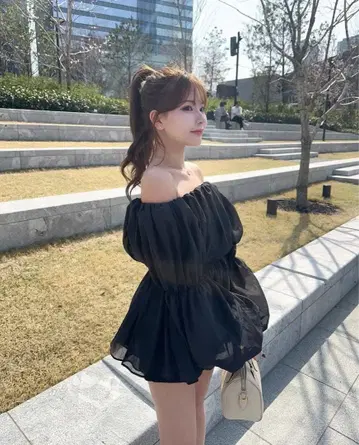 [ 택 포함 미사용 새상품 ] mialys 쉬폰 볼륨 상의