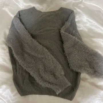 그레이 니트 퍼 혼합 긴팔 스웨터