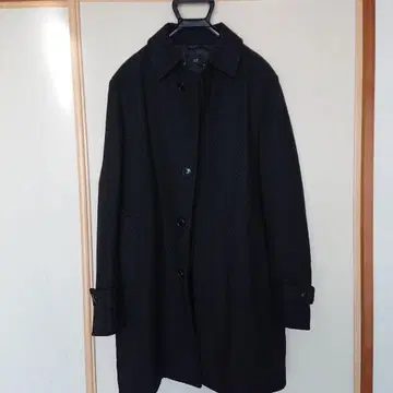 23K 블랙 스텐카라 코트