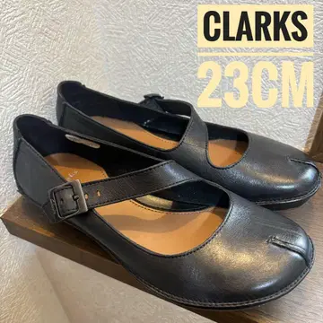 새상품급 CLARKS 스트랩 플랫슈즈 23CM 천연 가죽 메리제인