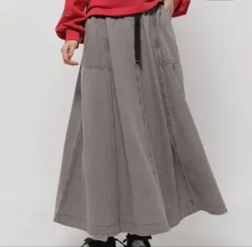 미사용 새상품 택 포함 니코앤드 벨트 모듬 플레어 스커트