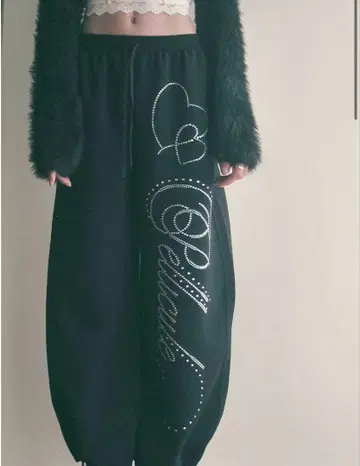 [ PELLICULE ] stone-deco sweat pants