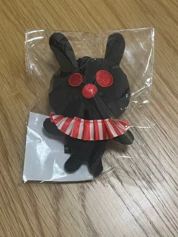 검은 토끼 Circus Funk 키링