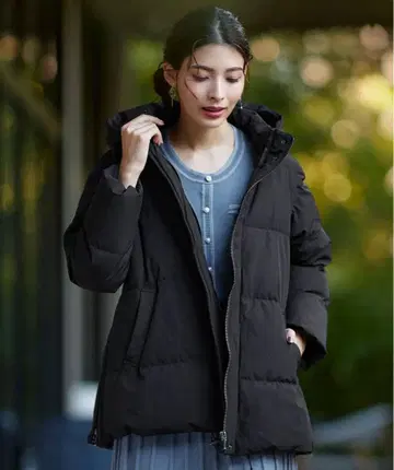 스트레치 타프타 숏 다운