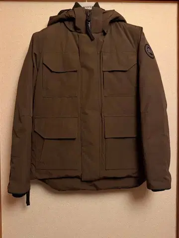 Canada Goose 메이트랜드 블랙 라벨 레어 컬러 브라운
